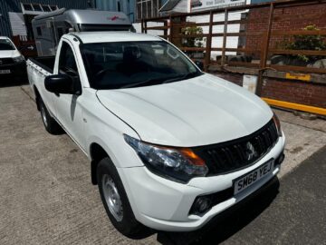 2019 MITSUBISHI L200 Single Cab DI-D 151 4Life 4WD