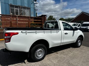 2019 MITSUBISHI L200 Single Cab DI-D 151 4Life 4WD