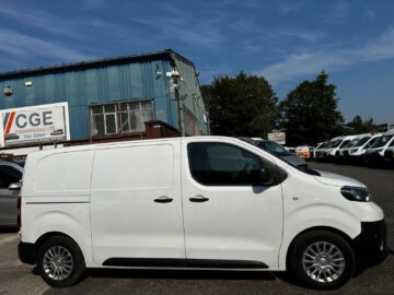 2020 70 TOYOTA PROACE 1.5D 120 Icon MEDIUM L1 H1 Panel Van