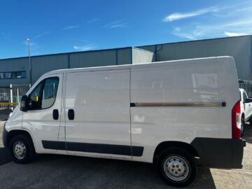 2017 CITROEN RELAY 2.0 BlueHDi MWB L2 H1 Van 130ps Enterprise EURO 6