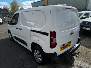 2019 69 VAUXHALL COMBO CARGO 2300 1.5 Turbo D 100ps L1 H1 Sportive Van