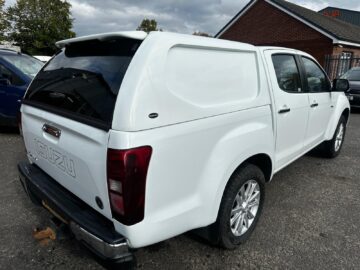 2020 ISUZU D-MAX 1.9 Yukon Double Cab 4x4 MANUAL TRUCKMAN TOP