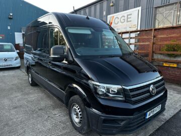 2019 VOLKSWAGEN CRAFTER 2.0 TDI 140PS MWB Trendline High Roof BLACK * AIR CON*