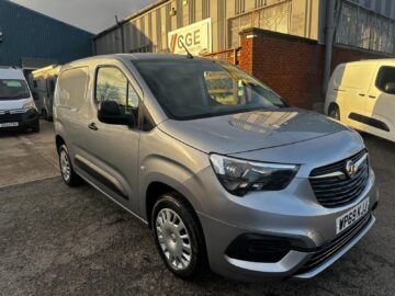 2019 69 VAUXHALL COMBO CARGO 2300 1.5 Turbo D 100ps SWB L1 H1 Sportive Van