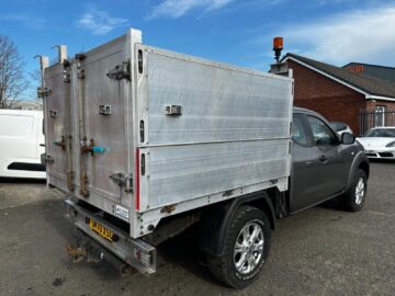 2020 70 NISSAN NAVARA King Cab Acenta 2.3dCi 163 TT 4WD TREE SURGEON TIPPER