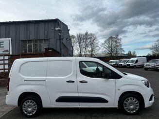 2020 70 VAUXHALL COMBO CARGO 2300 1.5 Turbo D 100ps H1 Sportive Van