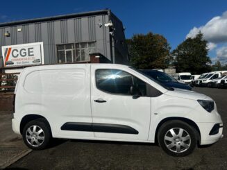 2019 69 VAUXHALL COMBO CARGO 2300 1.5 Turbo D 100ps L1 H1 Sportive Van