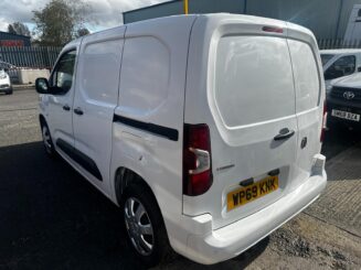 2019 69 VAUXHALL COMBO CARGO 2300 1.5 Turbo D 100ps L1 H1 Sportive Van