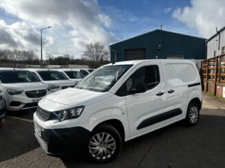 2020 70 PEUGEOT PARTNER 1000 1.5 BlueHDi 100 Professional Van 3 SEATS