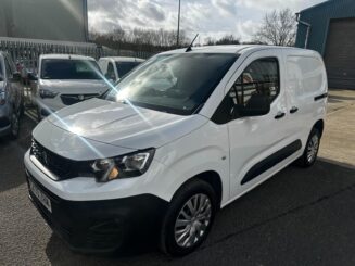 2020 70 PEUGEOT PARTNER 1000 1.5 BlueHDi 100 Professional Van 3 SEATS