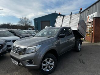 2020 70 NISSAN NAVARA King Cab Acenta 2.3dCi 163 ARB TIPPER *REV CAM - AIR CON*