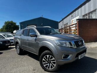 2018 NISSAN NAVARA Double Cab Pick Up Tekna 2.3dCi 190 4WD MANUAL