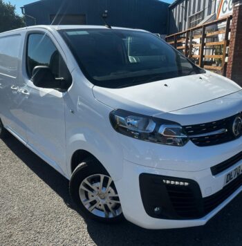 2020 70 VAUXHALL VIVARO 2900 1.5d 100PS Sportive LWB L2 H1 Van