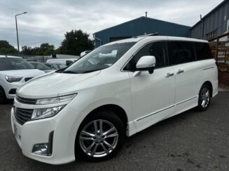 2010 60 NISSAN ELGRAND E52 AUTO 2.4 PETROL - 7 SEATS - AIR CON - DOUBLE SUNROOF