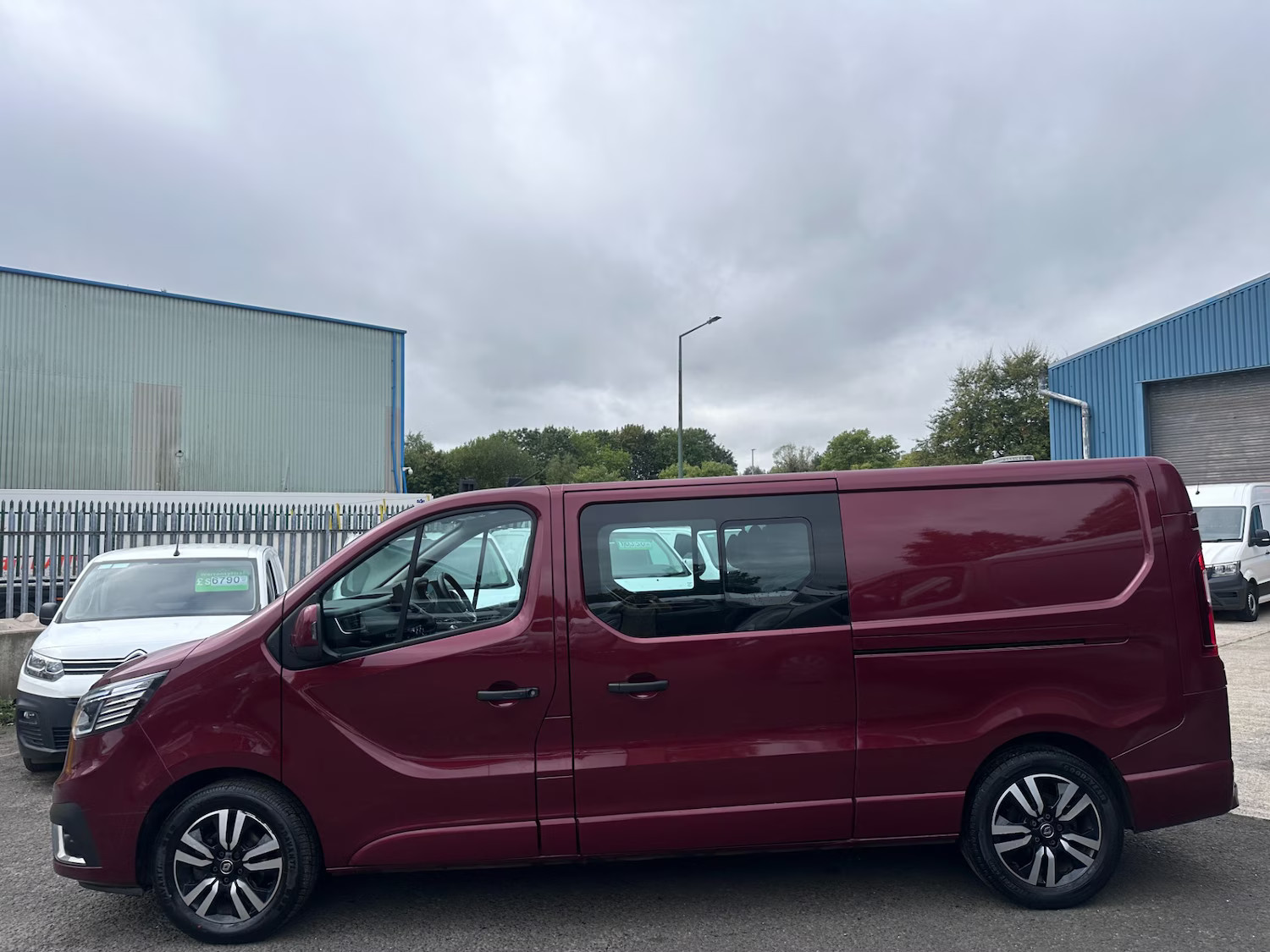 2023 Renault Trafic 2.0 dCi Blue LL30 Sport+ Crew Van Double Cab 150ps