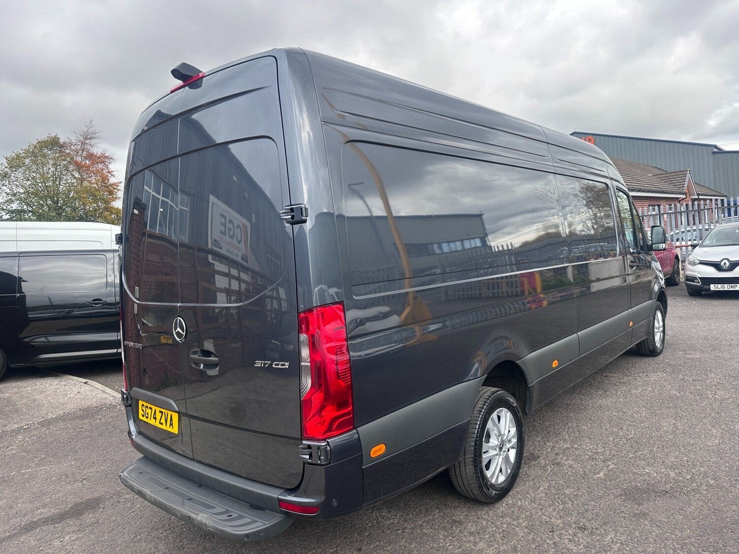 2024 74 Mercedes-Benz Sprinter 2.0 317 CDI PRO G-Tronic RWD L3 H2 Euro 6 (s/s)