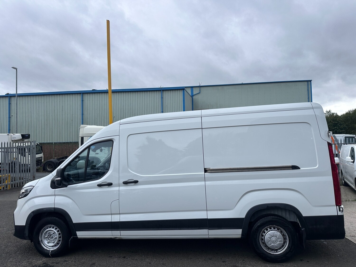 2022 MAXUS Deliver 9 2.0 D20 Panel Van 5dr Diesel Manual RWD L3 H2 Euro 6 (s/s)