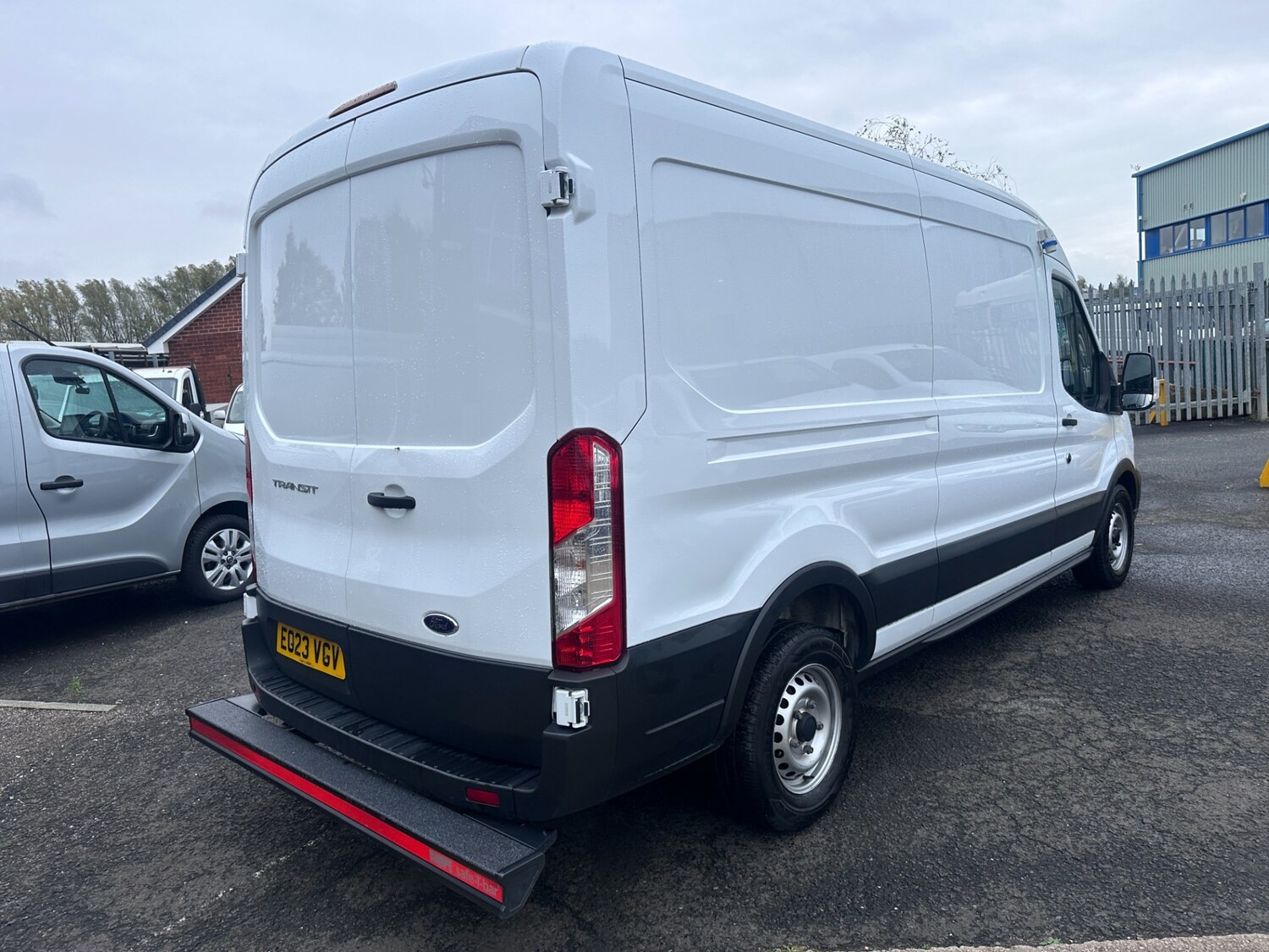2023 FORD TRANSIT 2.0 EcoBlue 130ps FWD LWB L3 H2 Leader FRIDGE VAN