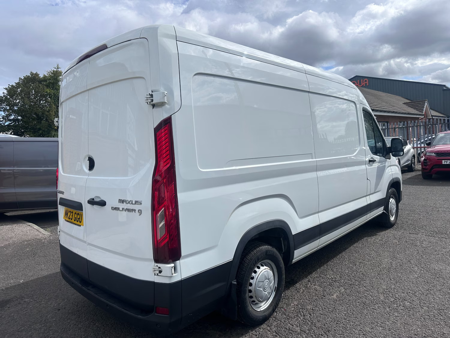 2023 MAXUS DELIVER 9 2.0 D20 150 LWB High Roof Van