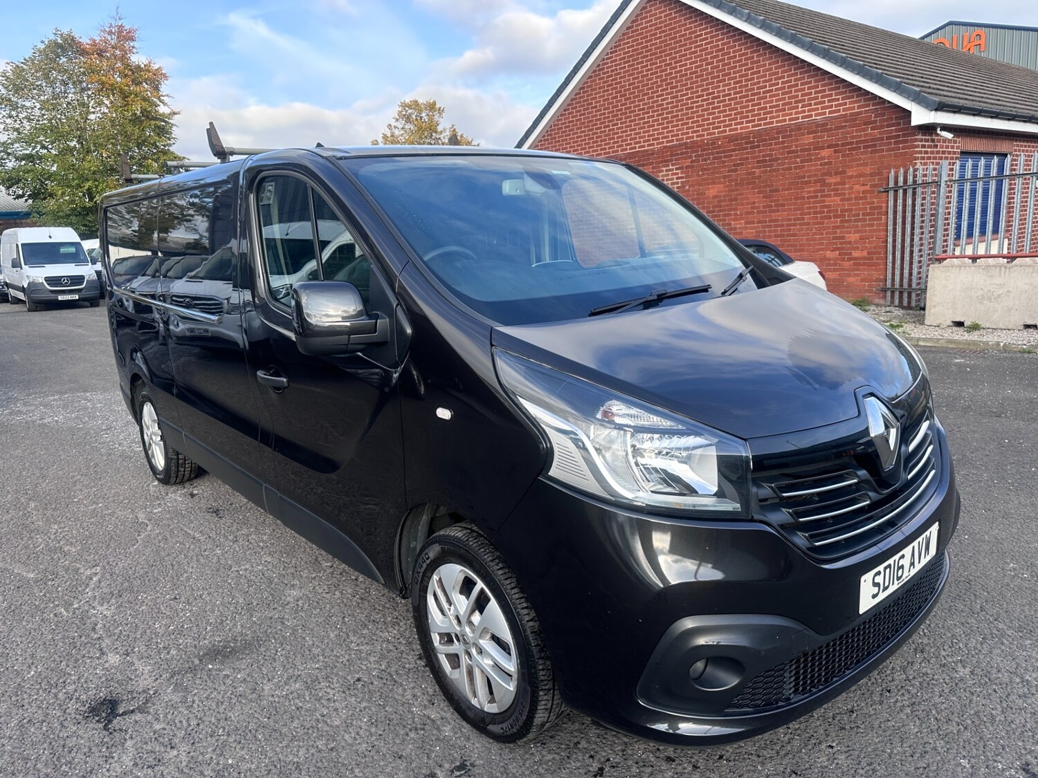 2016 Renault Trafic 1.6 dCi ENERGY 29 Sport Panel Van Euro 5 LWB Standard BLACK
