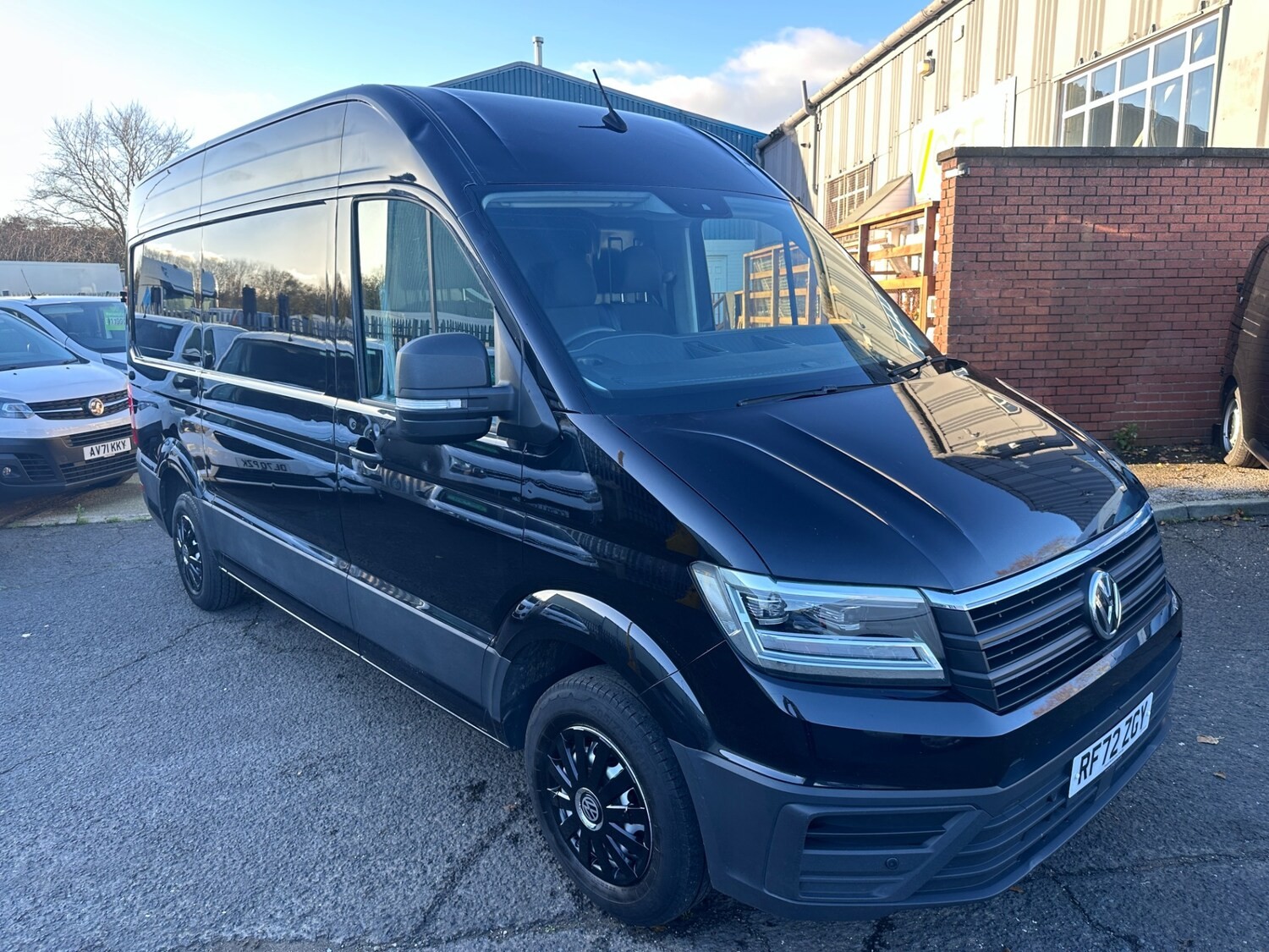 2023 Volkswagen Crafter 2.0 TDI CR35 Trendline FWD MWB Euro 6 (s/s) AUTOMATIC
