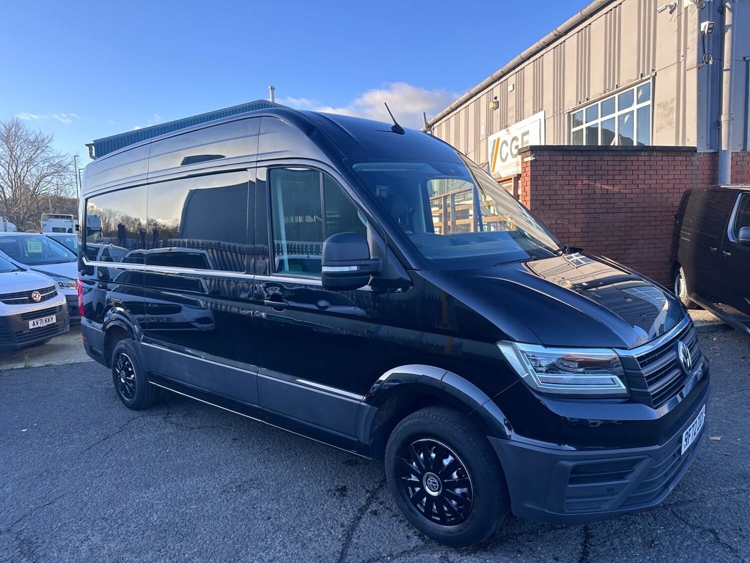 2023 Volkswagen Crafter 2.0 TDI CR35 Trendline FWD MWB Euro 6 (s/s) AUTOMATIC