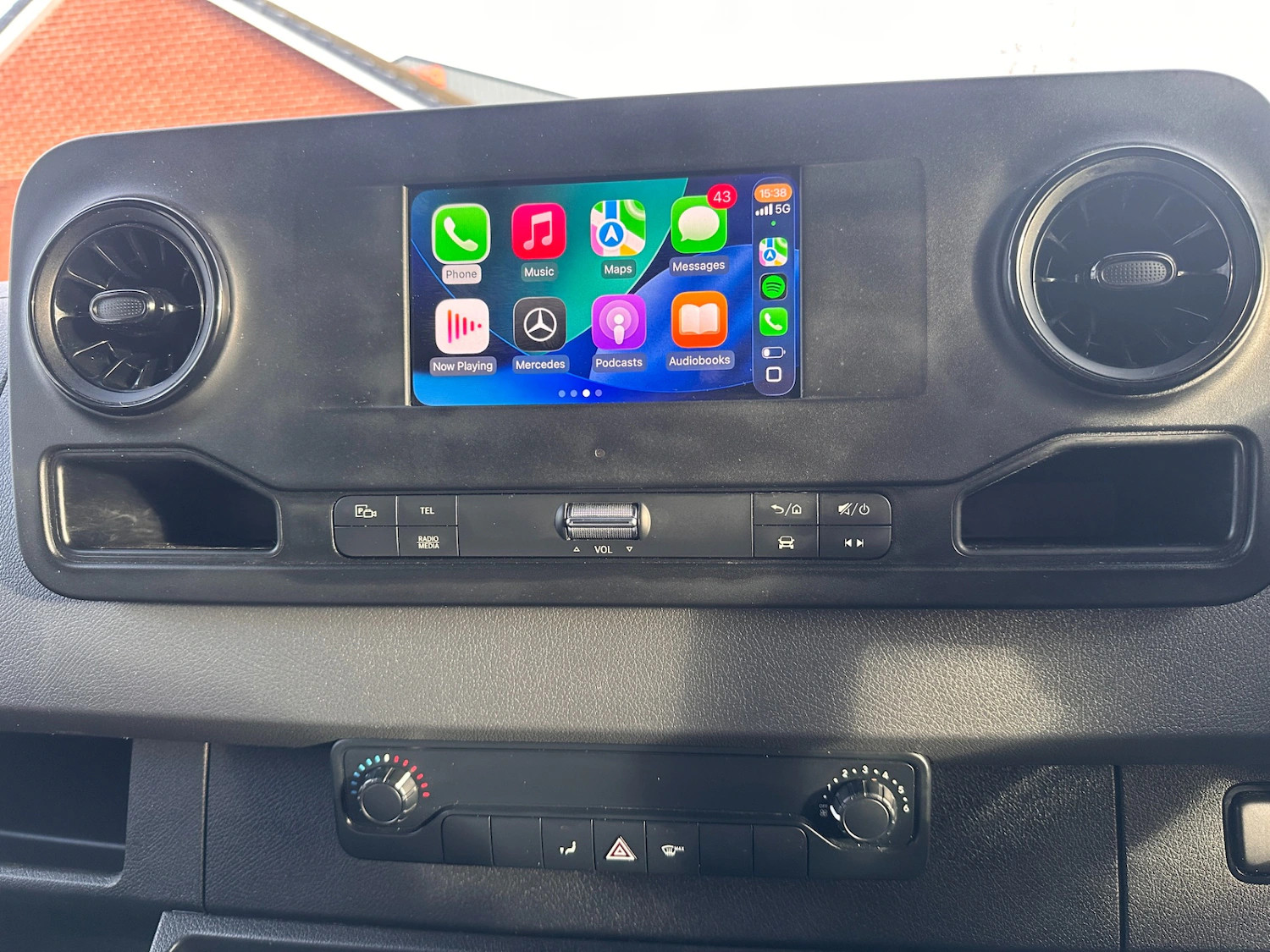 2021 71 Mercedes-Benz Sprinter 2.0 315 CDI Progressive RWD L3 H2 Euro 6