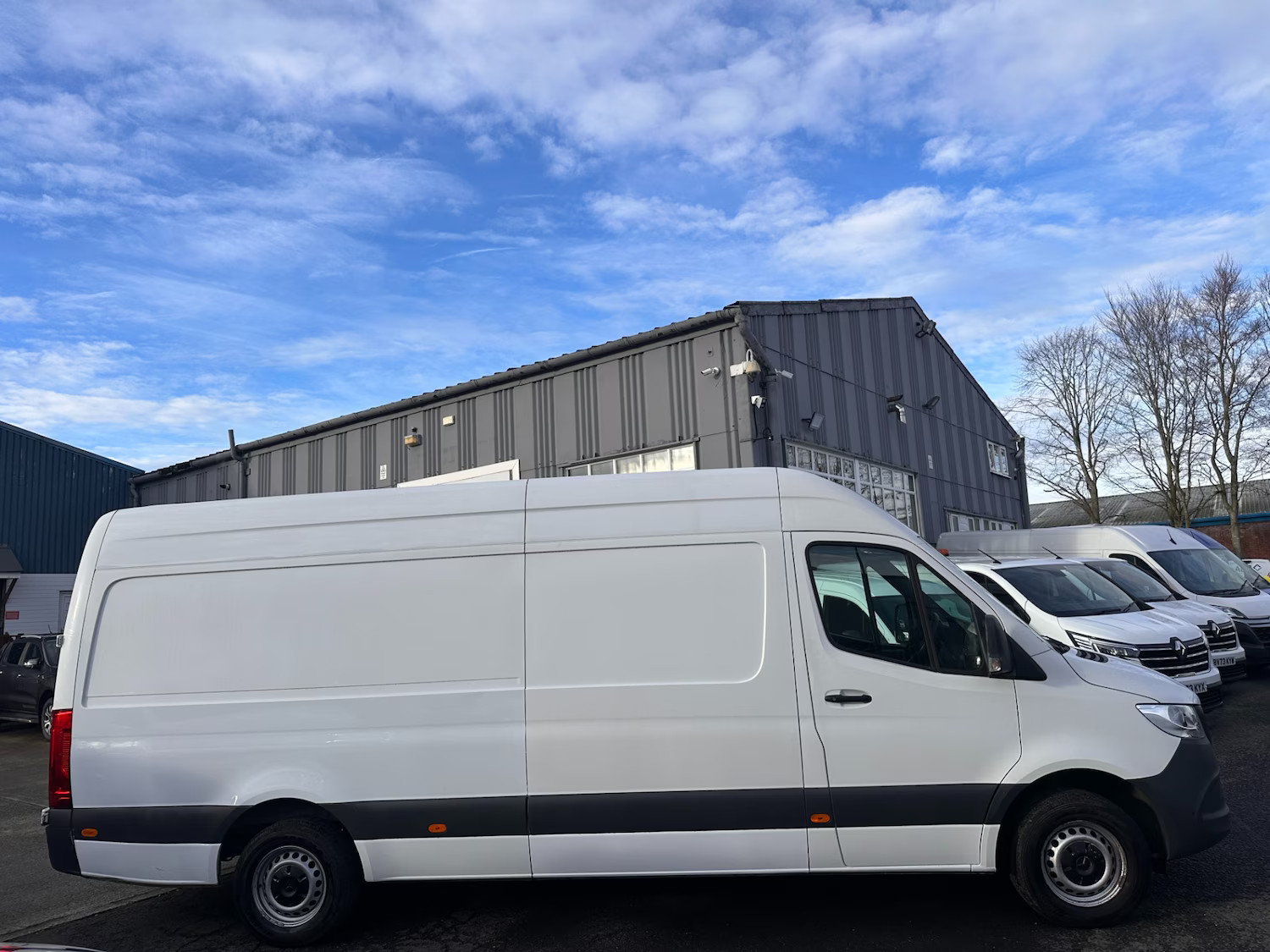 2021 71 Mercedes-Benz Sprinter 2.0 315 CDI Progressive RWD L3 H2 Euro 6