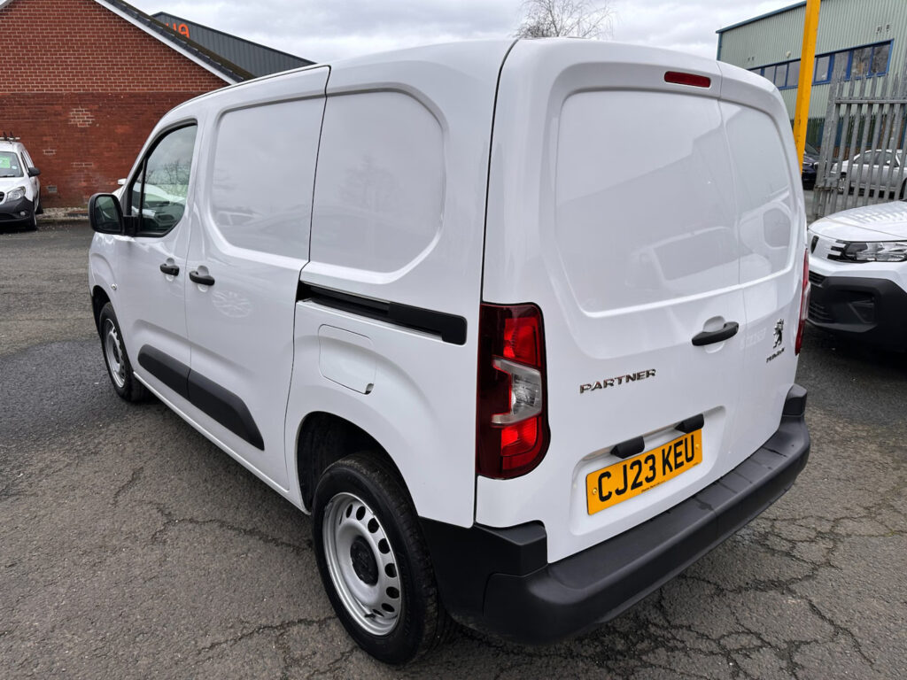 2023 Peugeot Partner 1.5 BlueHDi 1000 Professional Premium + Standard SWB 100bhp