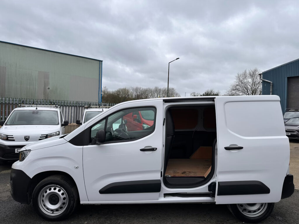 2023 Peugeot Partner 1.5 BlueHDi 1000 Professional Premium + Standard SWB 100bhp
