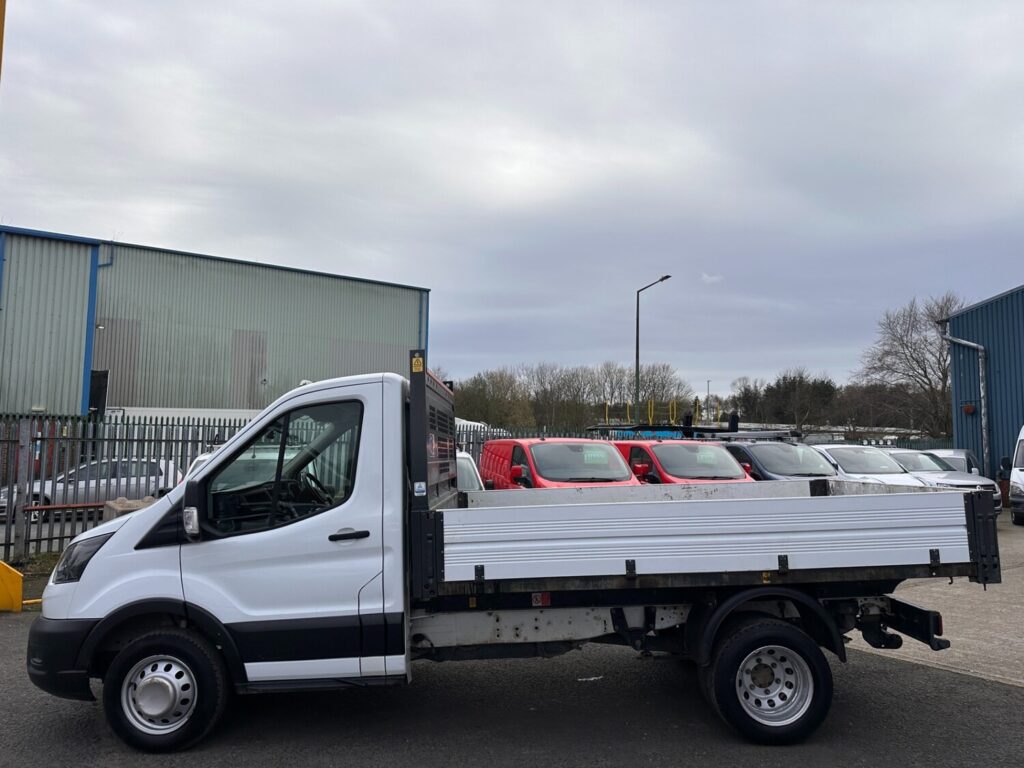 2022 72 Ford Transit 2.0 350 EcoBlue HD Leader SINGLE CAB TWIN WHEEL TIPPER L2