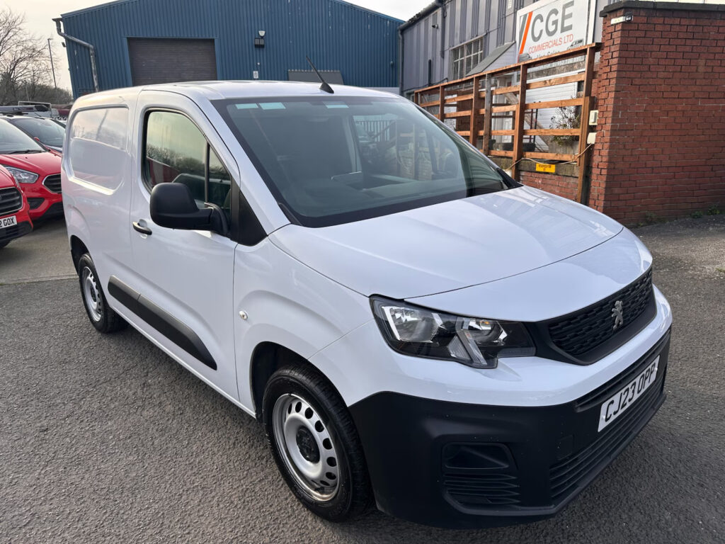 2023 Peugeot Partner 1000 1.5 BlueHDi 100 Professional Premium + Van PANEL VAN D