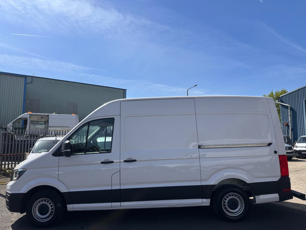 2020 70 Volkswagen Crafter 2.0 TDI CR35 Startline Panel Van 5dr RWD MWB +VAT