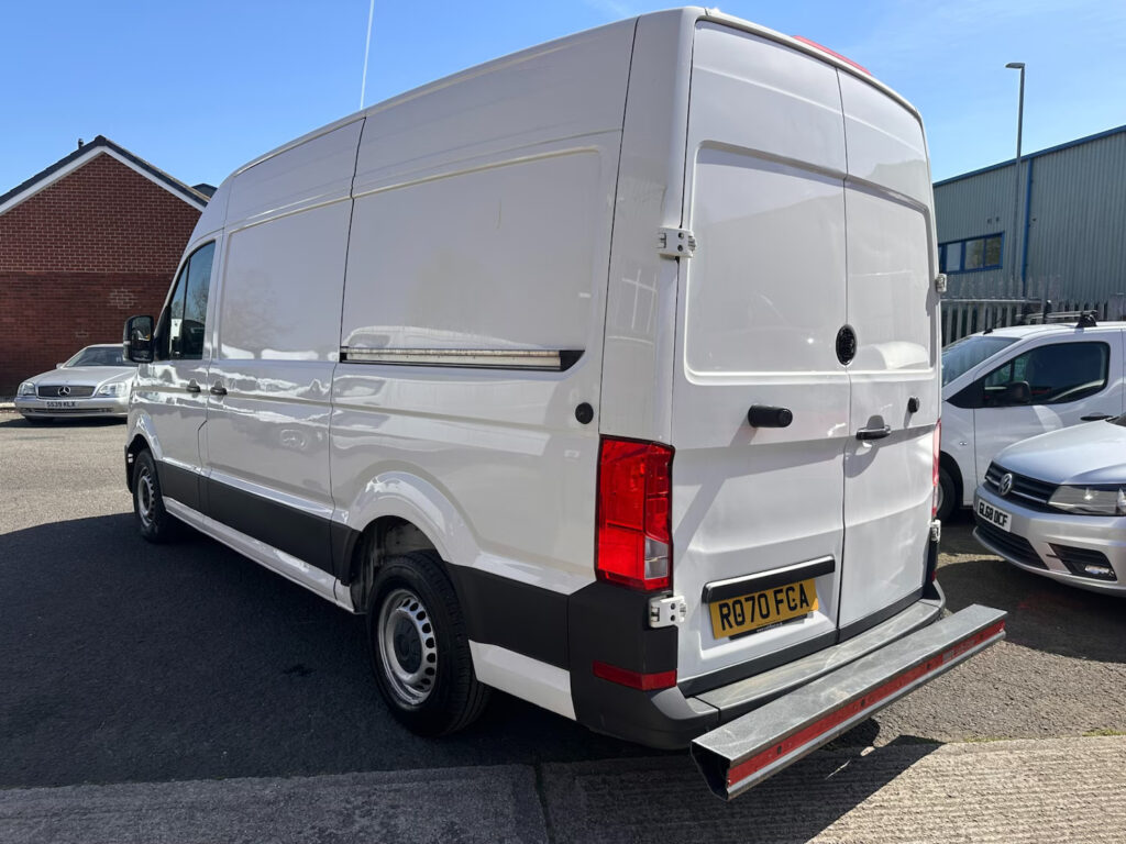 2020 70 Volkswagen Crafter 2.0 TDI CR35 Startline Panel Van 5dr RWD MWB +VAT
