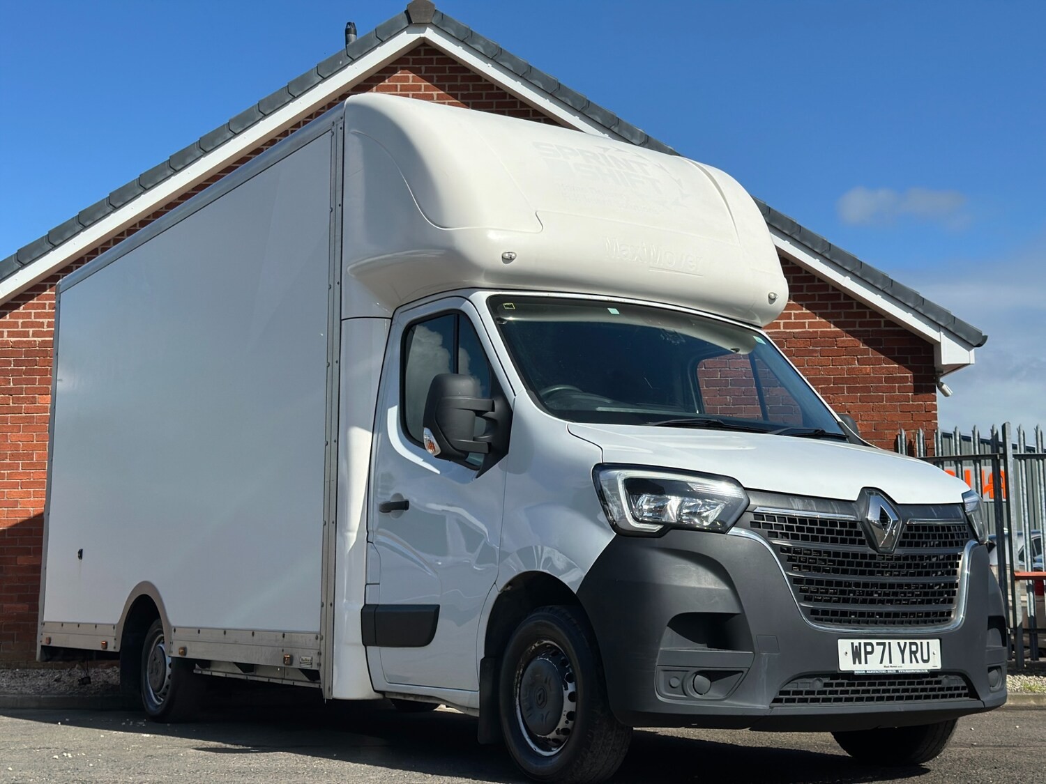 2021 71 Renault Master 2.3 dCi 35 Manual FWD LWB LOW LOADER 5 METRE BODY *NO VAT