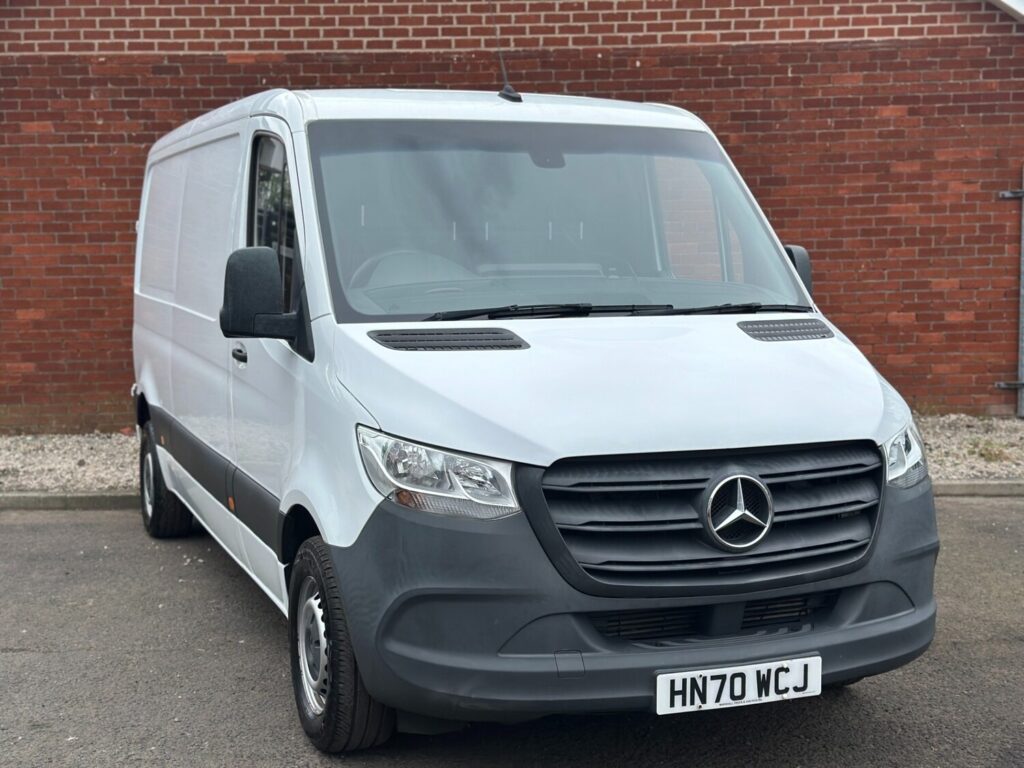 2021 Mercedes-Benz Sprinter 2.1 314 CDI FWD MWB L2 H1 Euro 6 5dr LOW ROOF +VAT