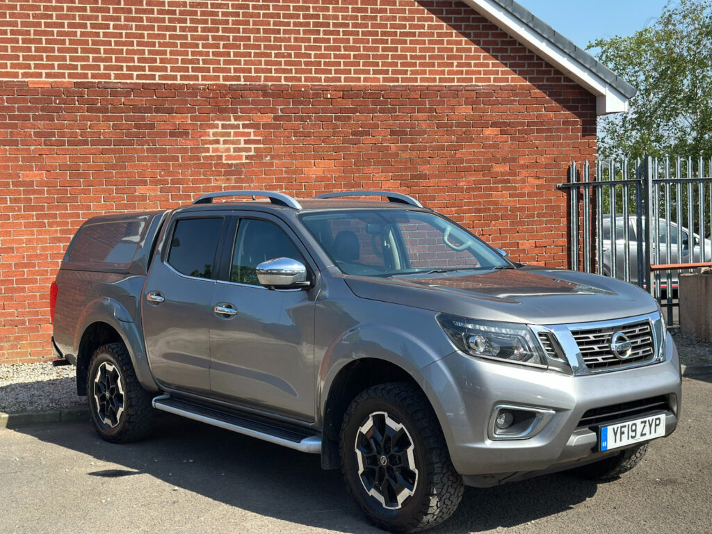 2019 Nissan Navara 2.3 dCi Tekna Pickup Double Cab Diesel Manual 4WD Euro 6 +VAT