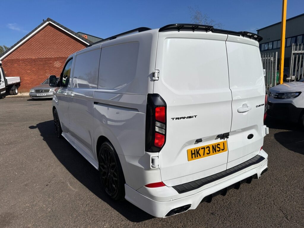 2023 FORD TRANSIT CUSTOM 2.0 300 136ps Van Limited SWB MCR SPORTS EDITION AUTO