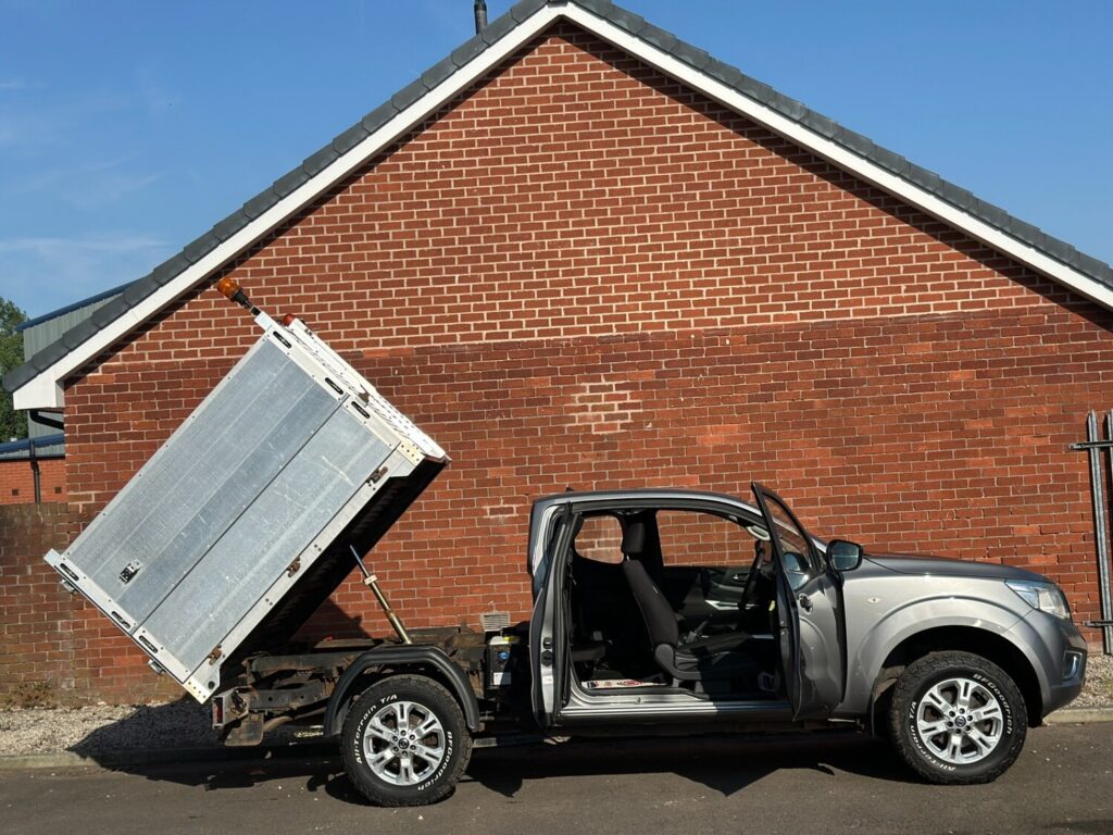2021 NISSAN NAVARA King Cab Acenta 2.3dCi 163 TT 4WD ARB TREE SURGEON TIPPER