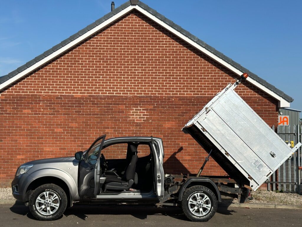 2021 NISSAN NAVARA King Cab Acenta 2.3dCi 163 TT 4WD ARB TREE SURGEON TIPPER