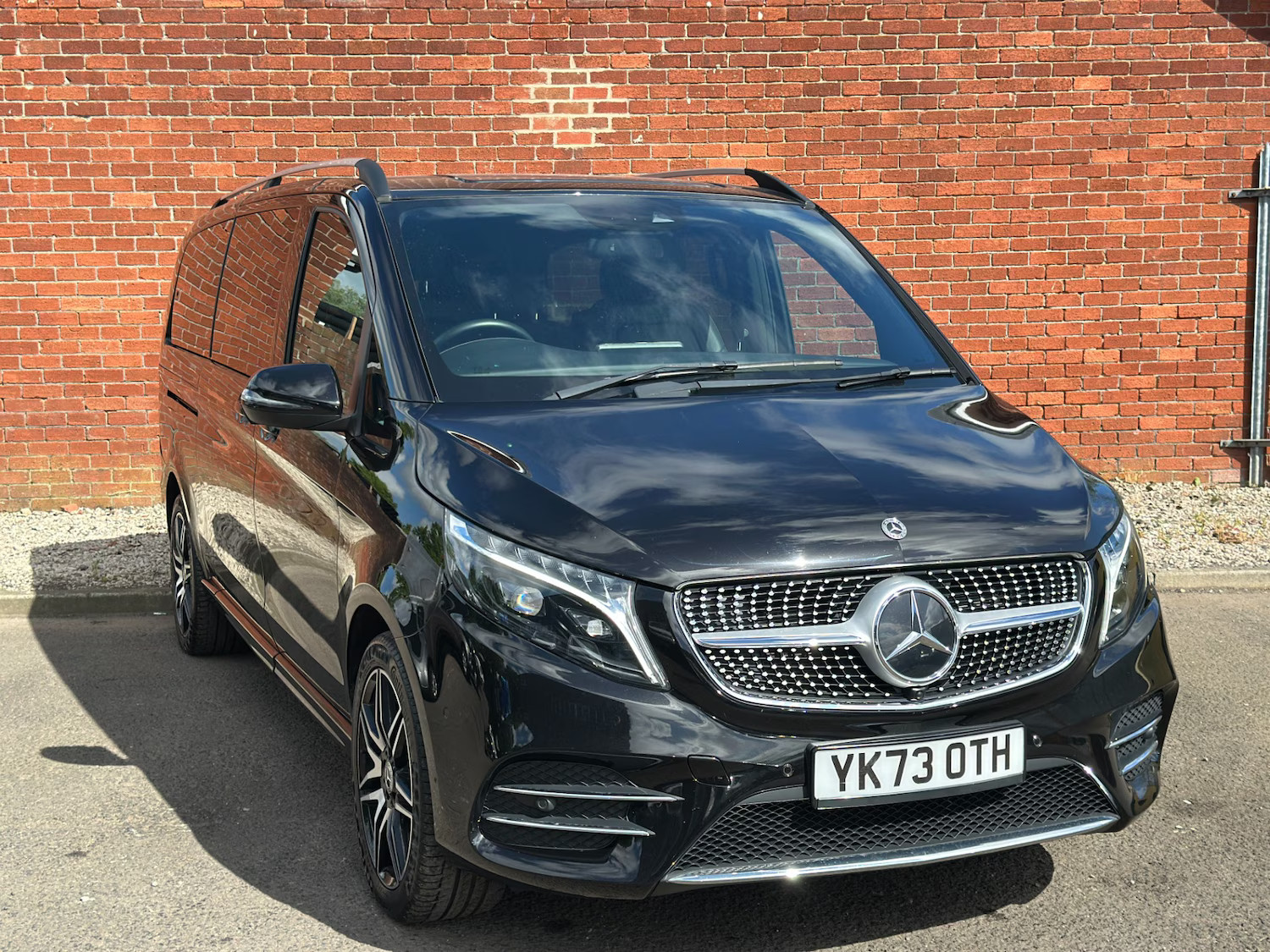 2023 73 Mercedes-Benz V Class 2.0 V220d AMG Line G-Tronic+ 5dr XLWB *7 SEATS*