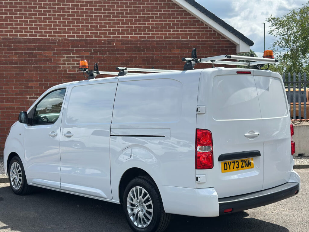 2023 73 Vauxhall Vivaro 1.5 Turbo D 2900 Pro Panel Van 6dr Manual L2 H1 *NO VAT*