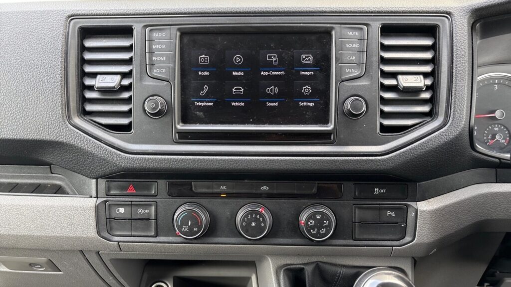 2019 69 Volkswagen Crafter 2.0 TDI CR35 Trendline Panel Van Manual RWD 177PS