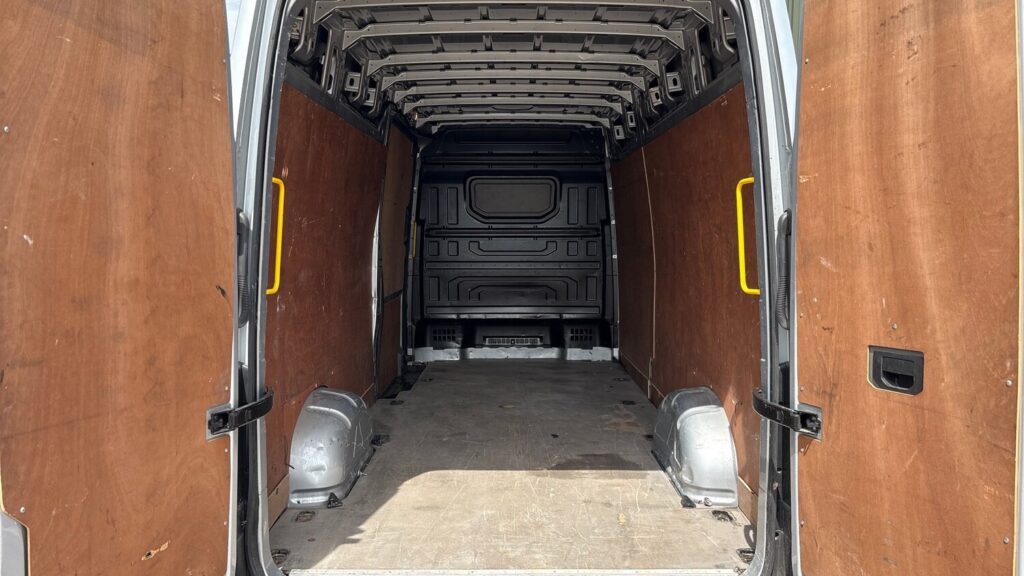 2019 69 Volkswagen Crafter 2.0 TDI CR35 Trendline Panel Van Manual RWD 177PS
