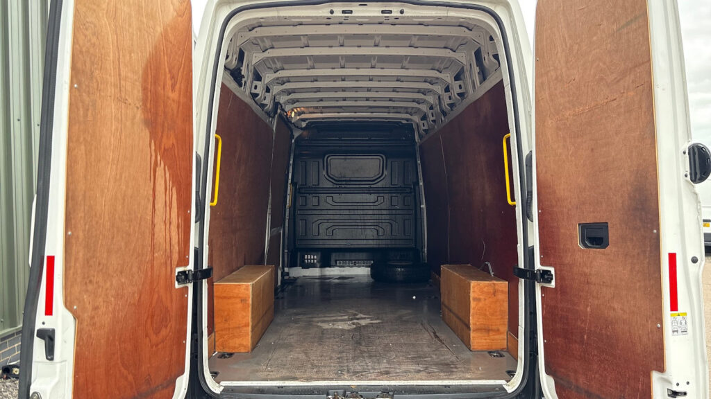 2021 Volkswagen Crafter 2.0 TDI CR35 Trendline Panel Van 5dr Manual FWD LWB +VAT