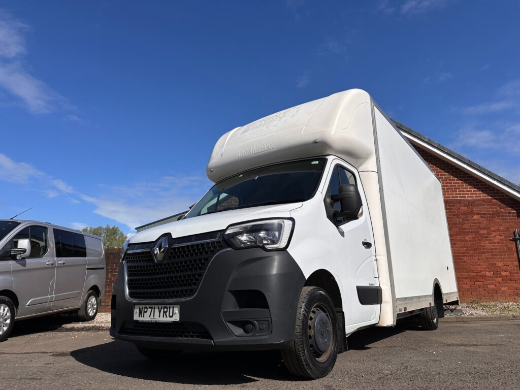 2021 71 Renault Master 2.3 dCi 35 Manual FWD LWB LOW LOADER 5 METRE BODY *NO VAT