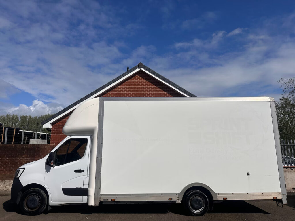 2021 71 Renault Master 2.3 dCi 35 Manual FWD LWB LOW LOADER 5 METRE BODY *NO VAT