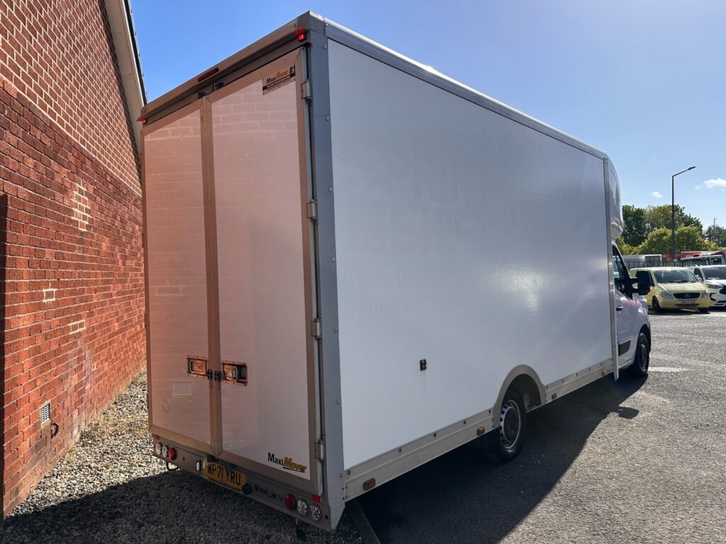 2021 71 Renault Master 2.3 dCi 35 Manual FWD LWB LOW LOADER 5 METRE BODY *NO VAT