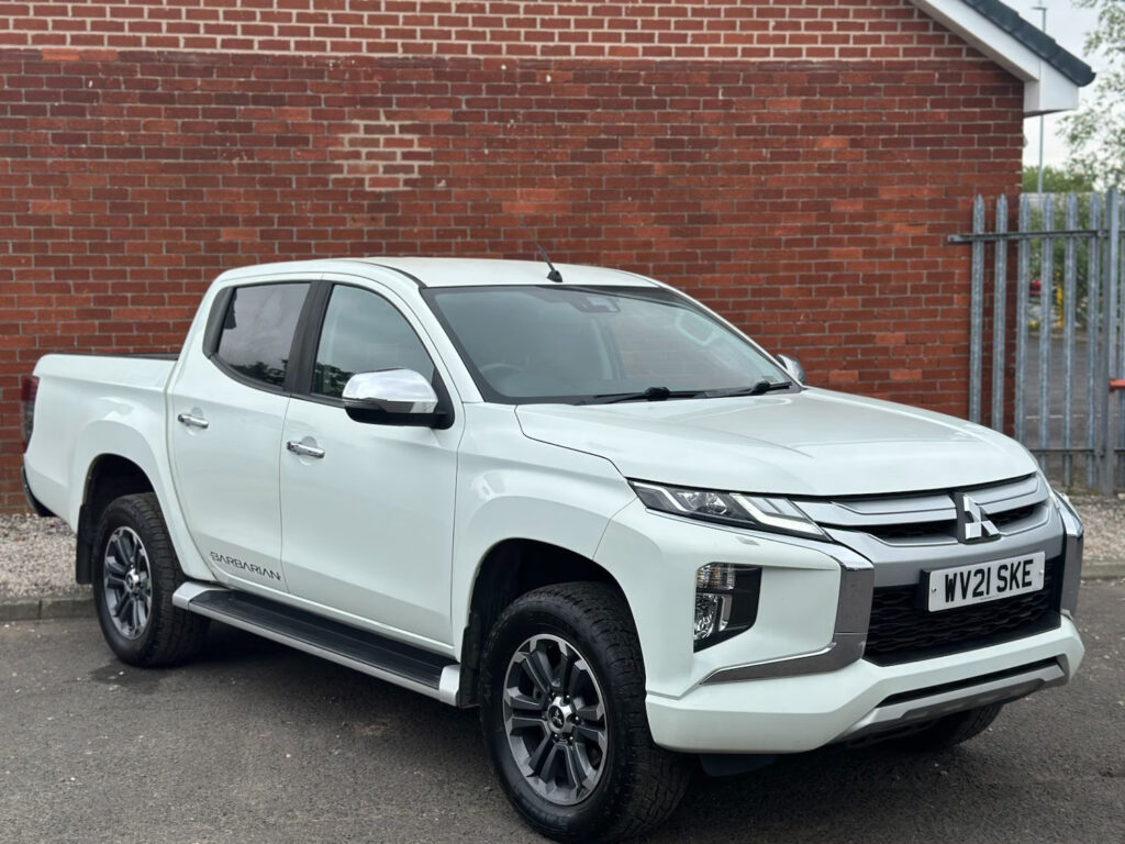 2021 Mitsubishi L200 2.2 DI-D DC Barbarian Pickup Double Cab Diesel Manual