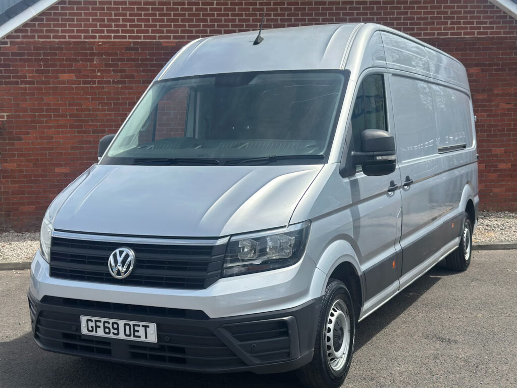 Volkswagen Crafter 2.0 TDI CR35 Trendline 177ps RWD LWB High Roof Euro 6 *SILVER